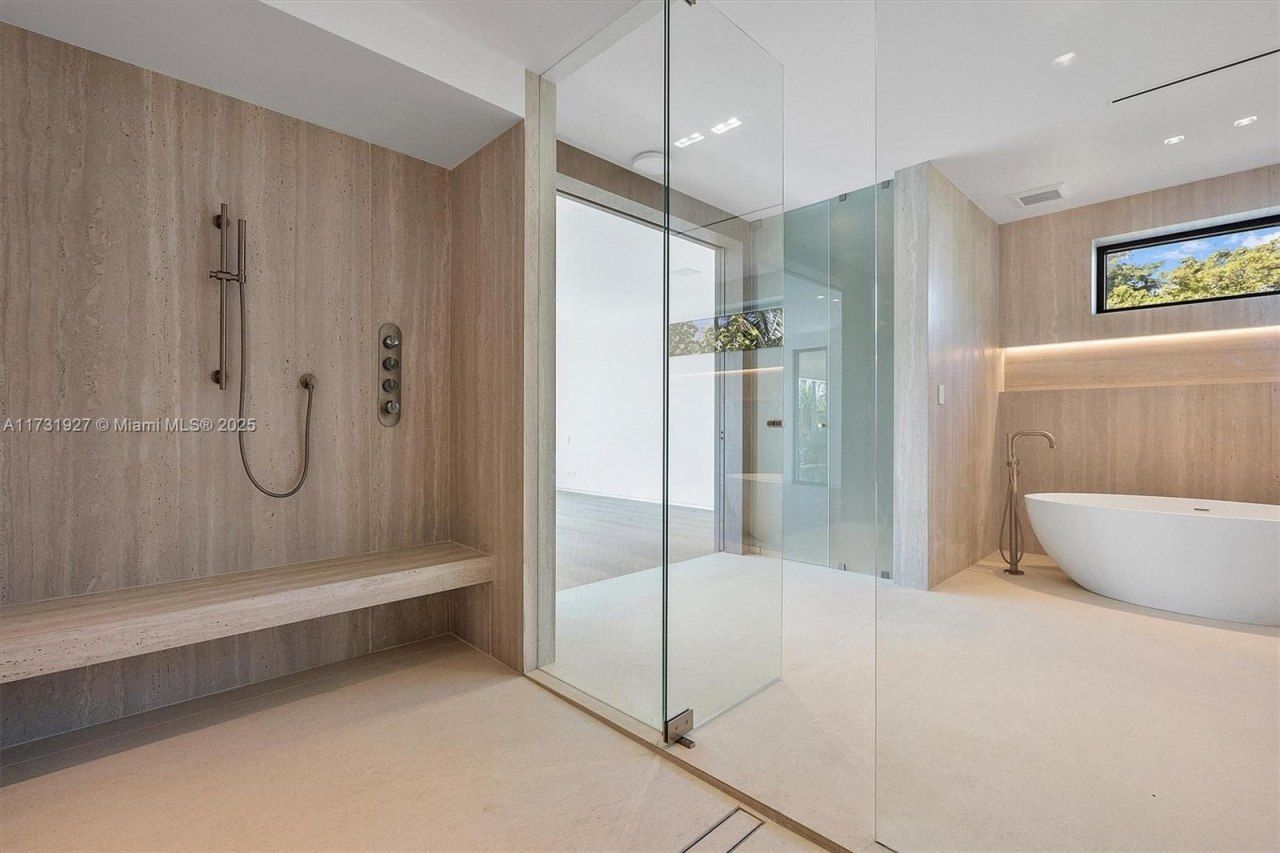 960 Mariner Dr, Key Biscayne, FL 33149 Photo