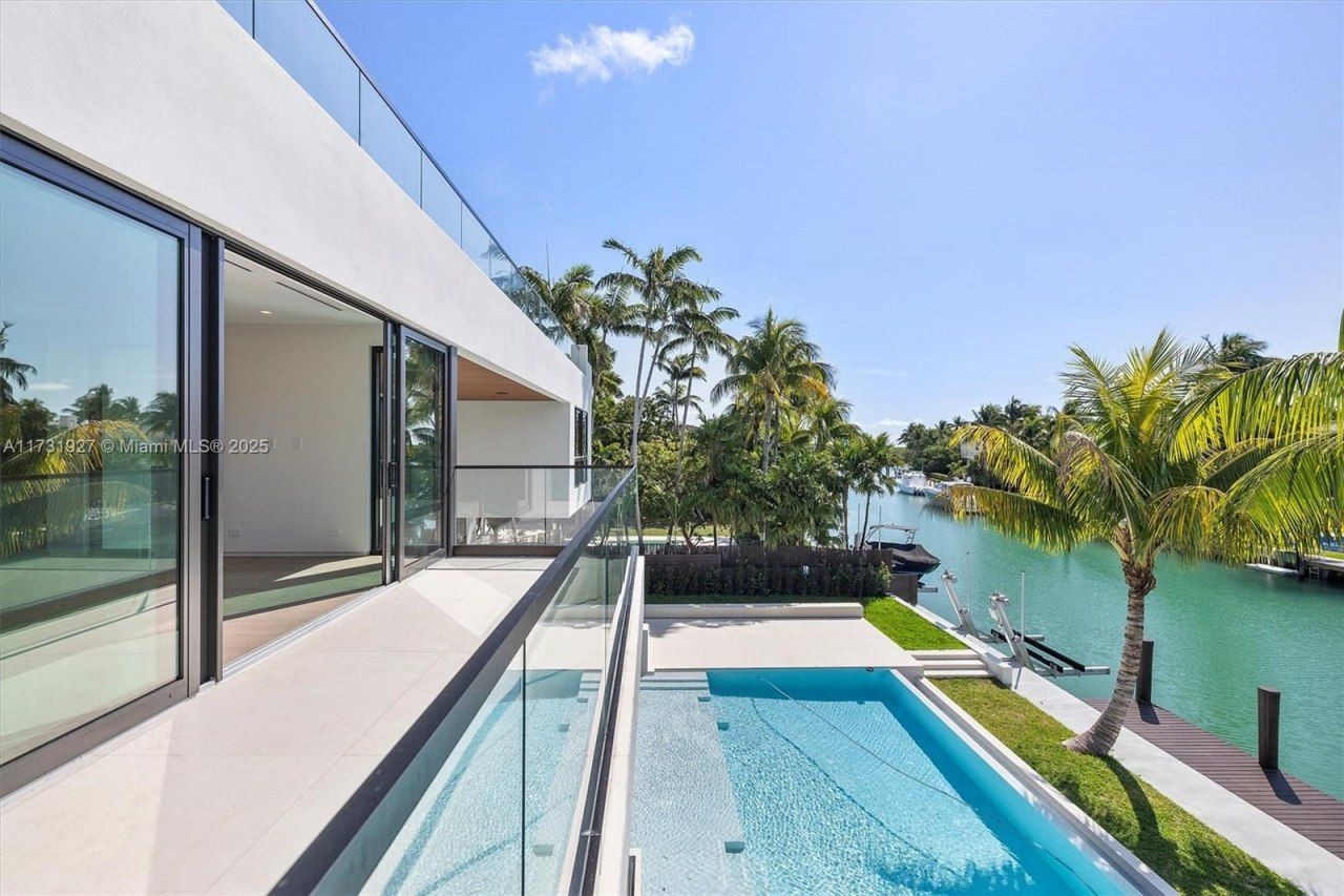 960 Mariner Dr, Key Biscayne, FL 33149 Photo