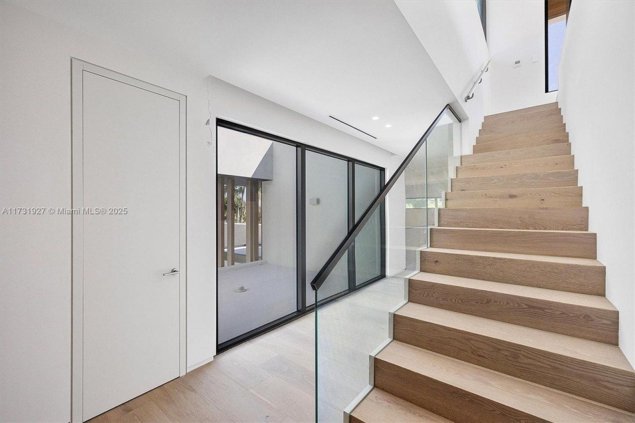 960 Mariner Dr, Key Biscayne, FL 33149 Photo