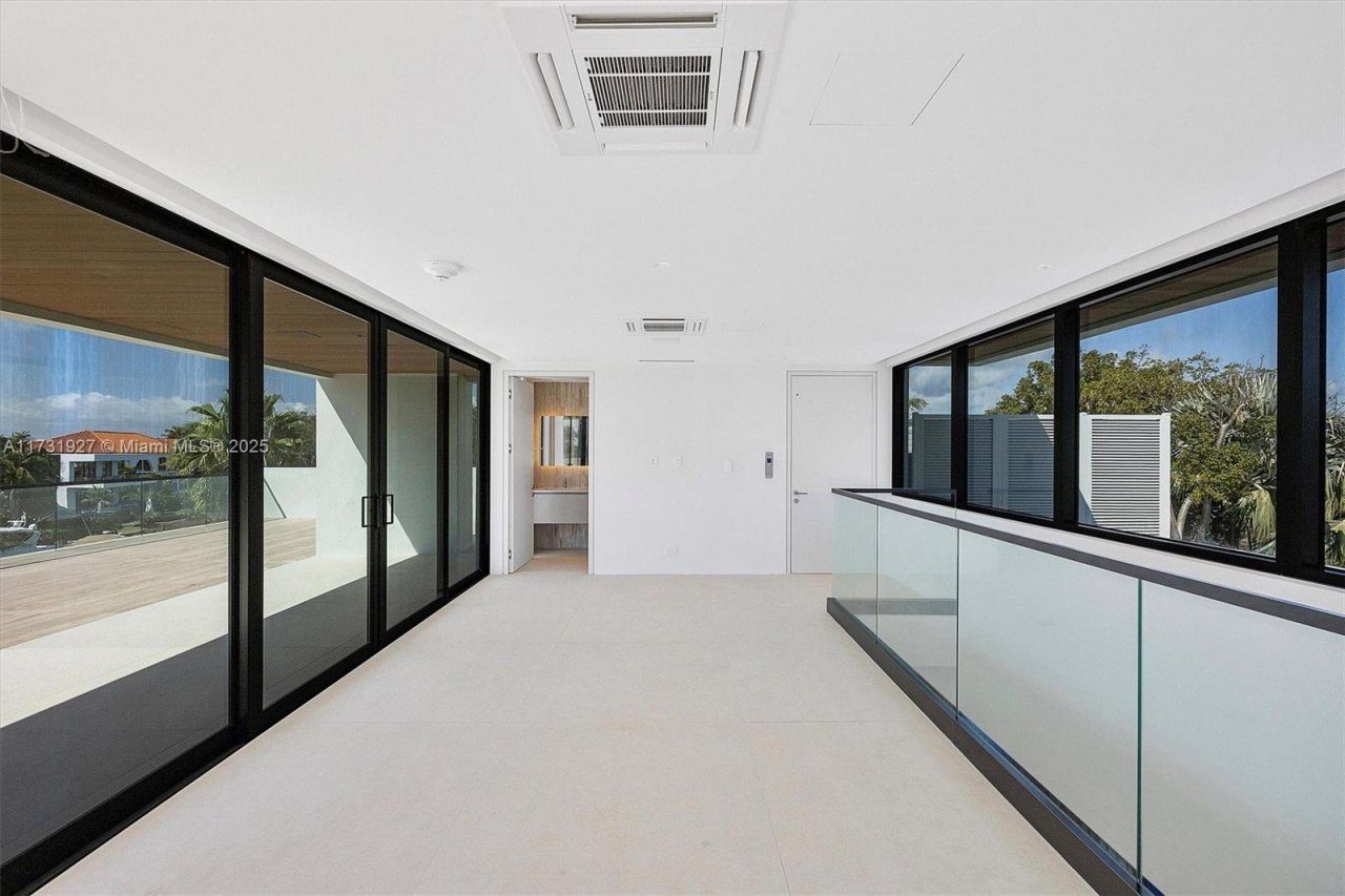 960 Mariner Dr, Key Biscayne, FL 33149 Photo