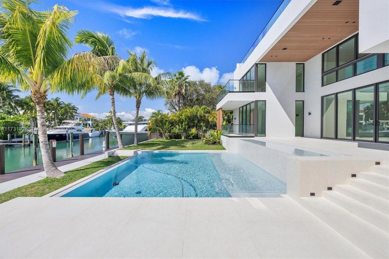 960 Mariner Dr, Key Biscayne, FL 33149 Photo