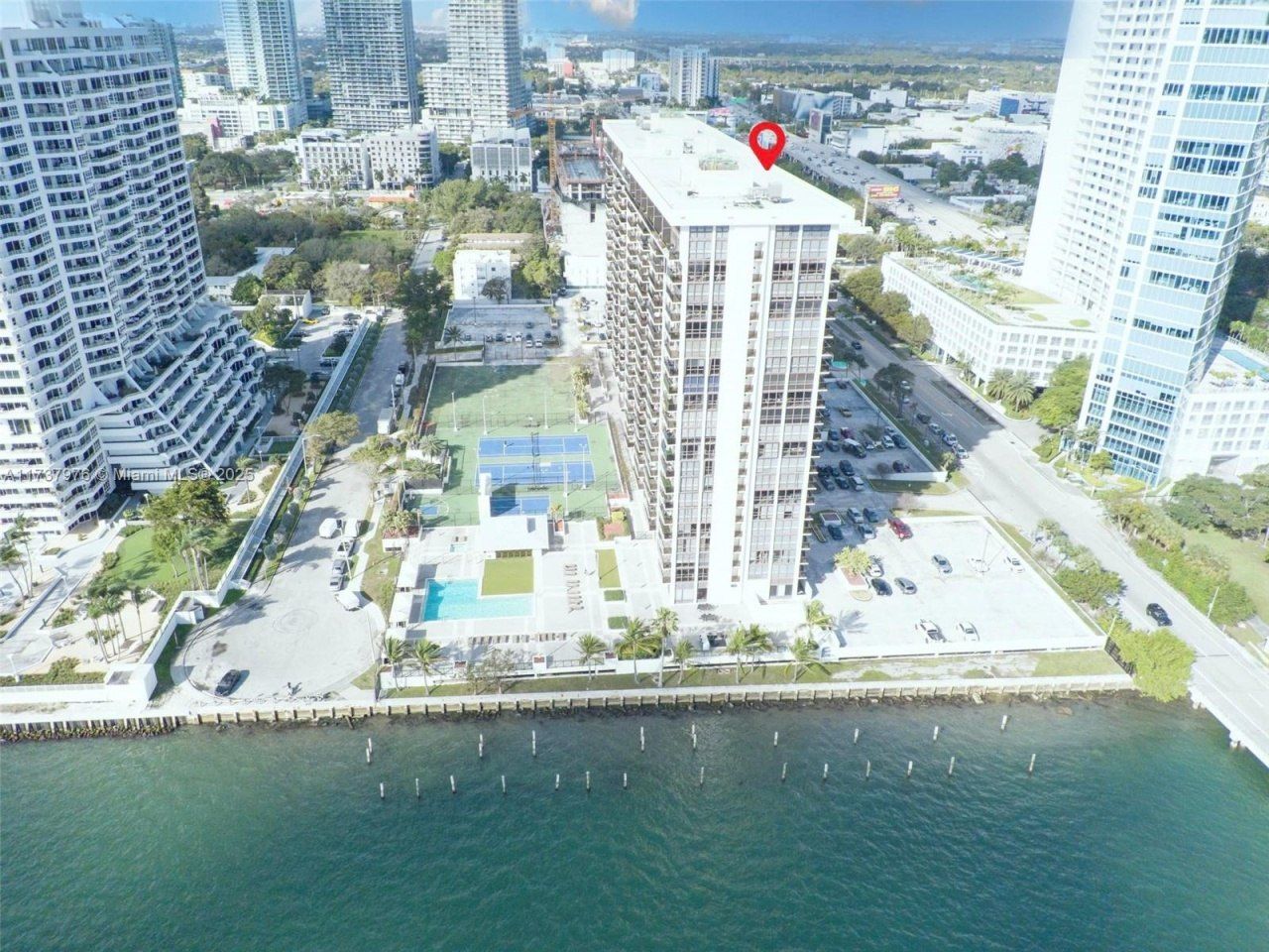 600 NE 36th St, Unit 414, Miami, FL 33137 Photo