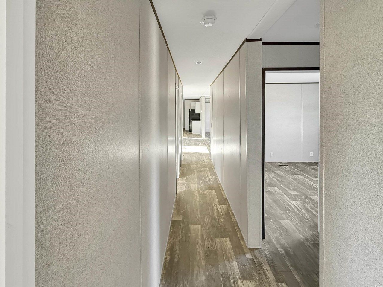 1455 Francis Marion Dr. Photo 5