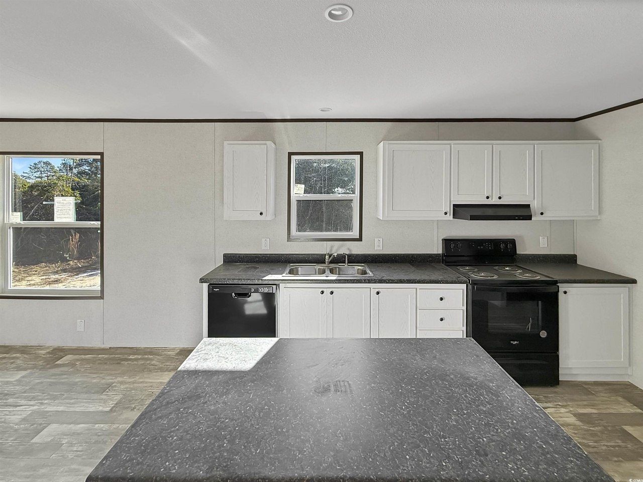 1455 Francis Marion Dr. Photo 7