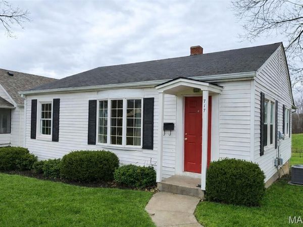 717 N 5th Street, Elsberry, MO 63343