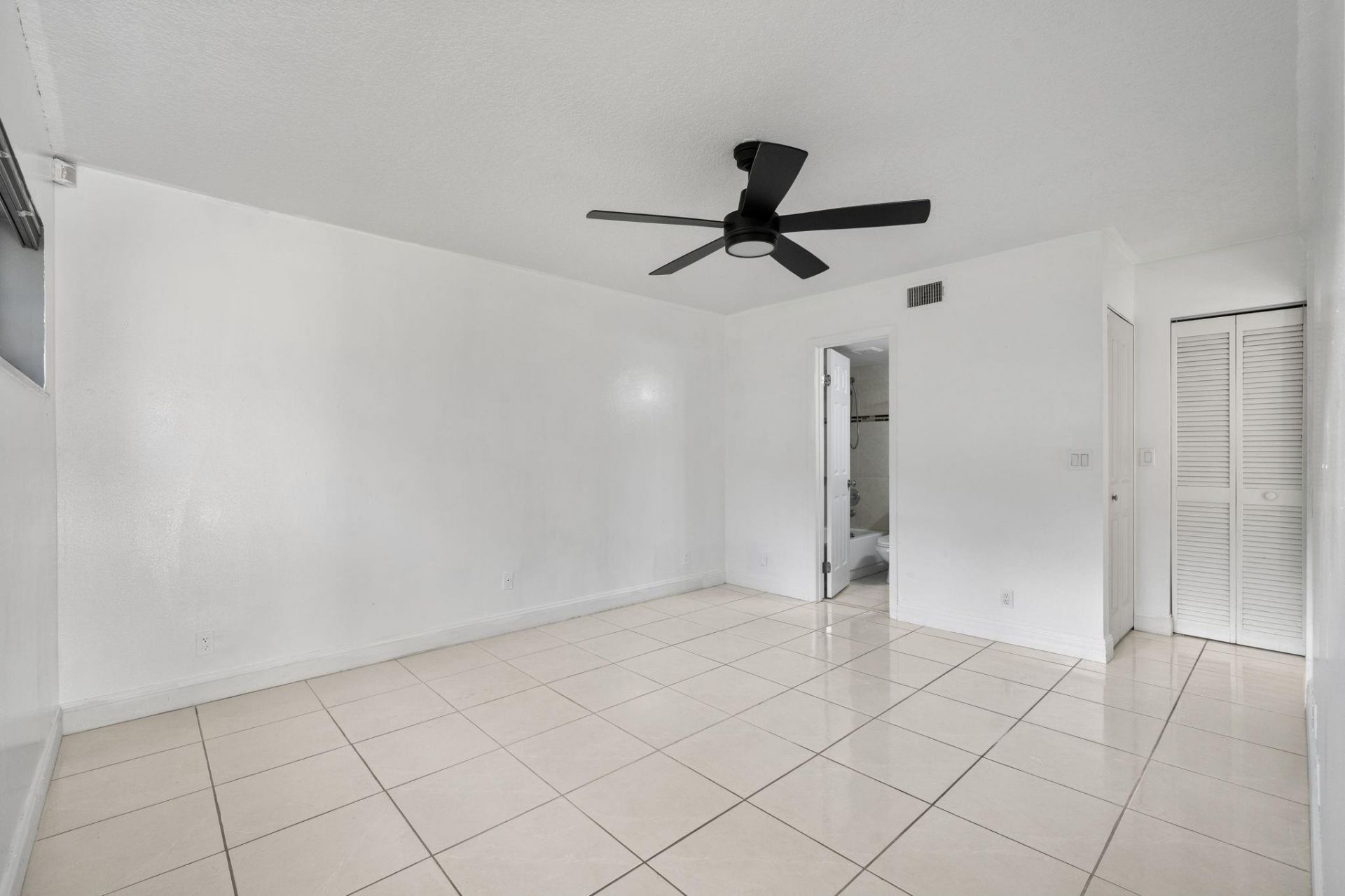 7625 NW 79th Avenue, Unit 106, Tamarac, FL 33321 Photo