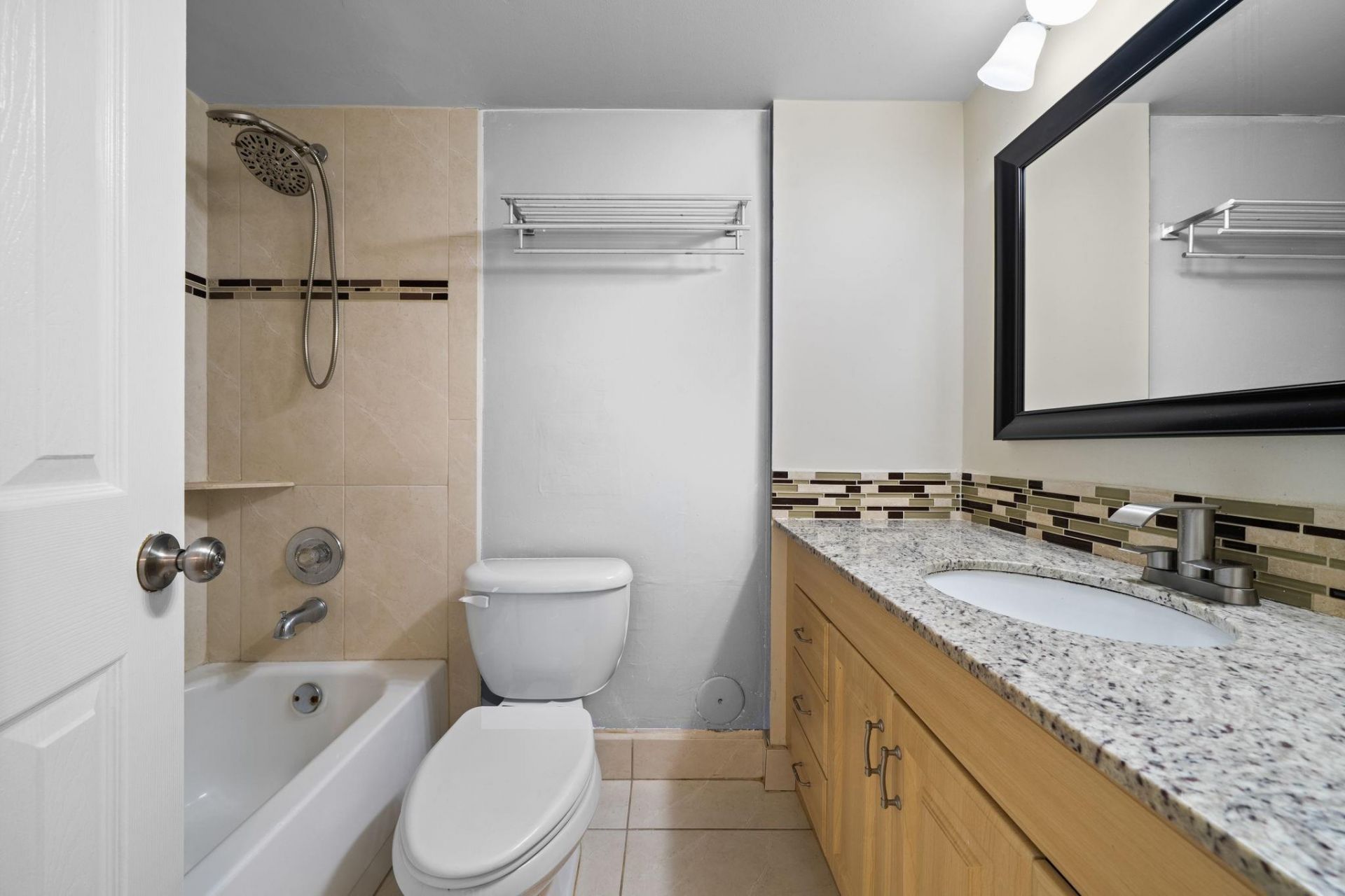 7625 NW 79th Avenue, Unit 106, Tamarac, FL 33321 Photo