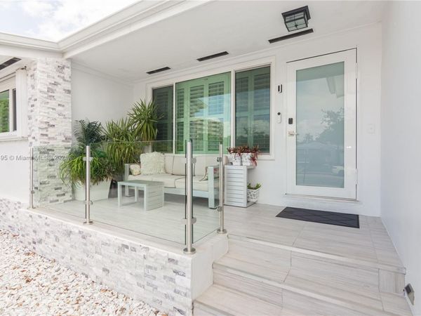 7549 Adventure Ave, North Bay Village, FL 33141