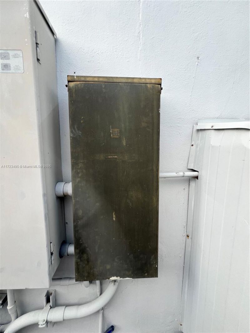 7549 Adventure Ave, North Bay Village, FL 33141 Photo