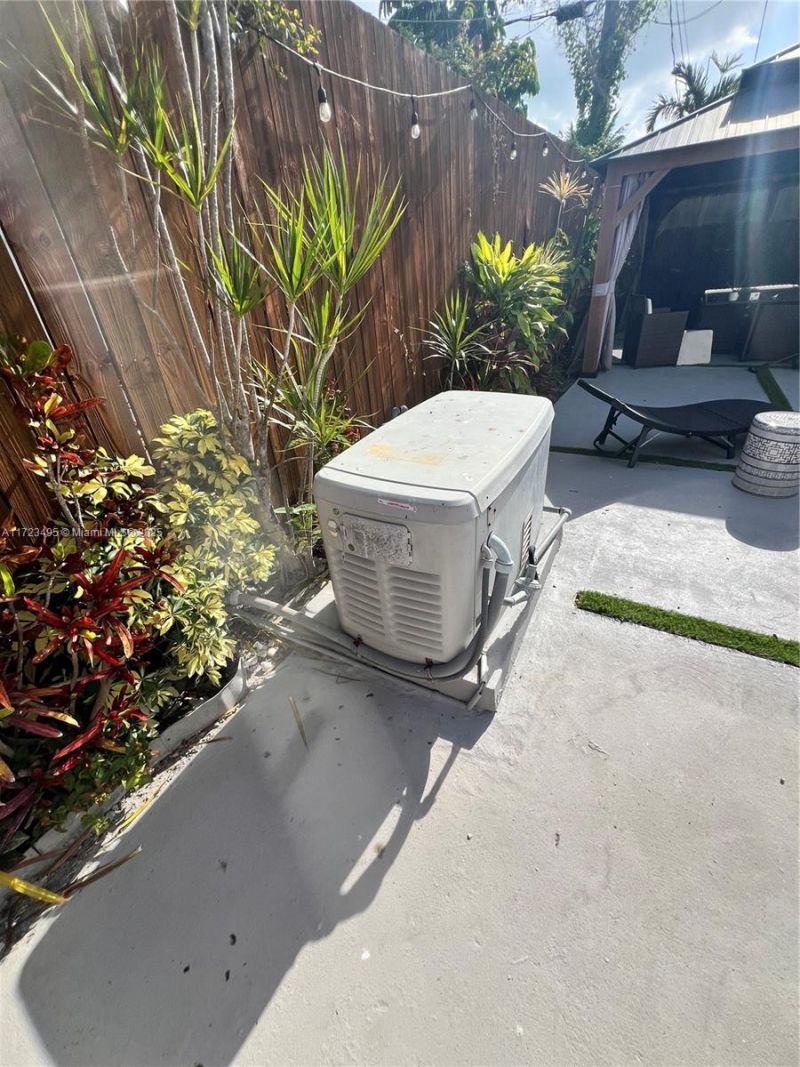 7549 Adventure Ave, North Bay Village, FL 33141 Photo