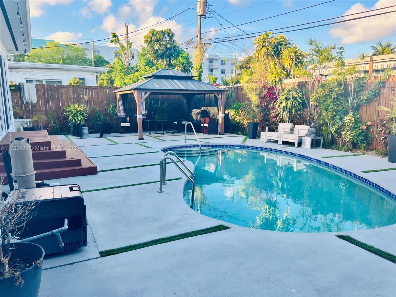 7549 Adventure Ave, North Bay Village, FL 33141 Photo