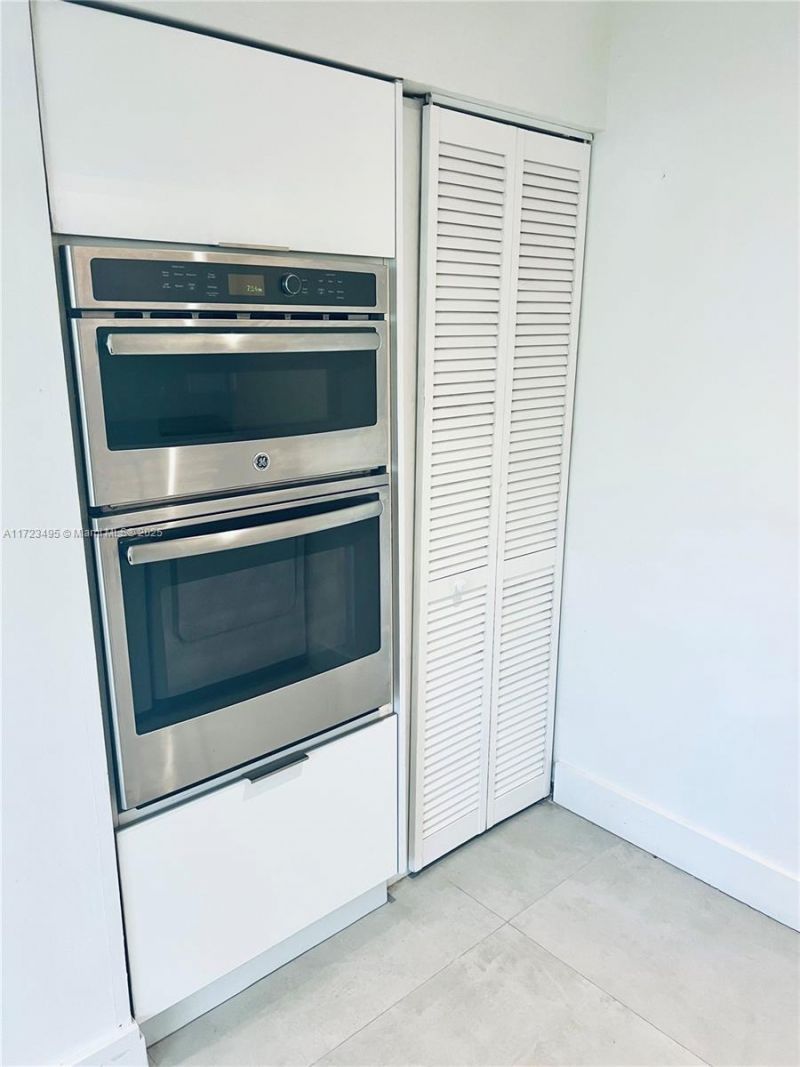 7549 Adventure Ave, North Bay Village, FL 33141 Photo