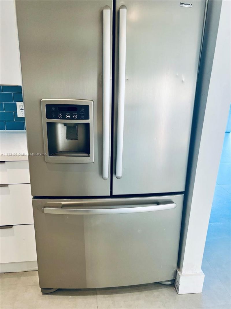 7549 Adventure Ave, North Bay Village, FL 33141 Photo