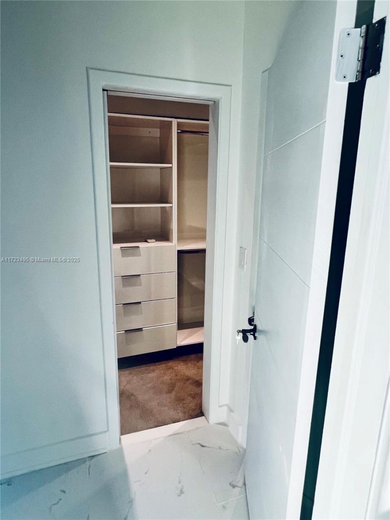 7549 Adventure Ave, North Bay Village, FL 33141 Photo