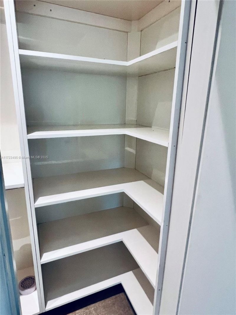 7549 Adventure Ave, North Bay Village, FL 33141 Photo