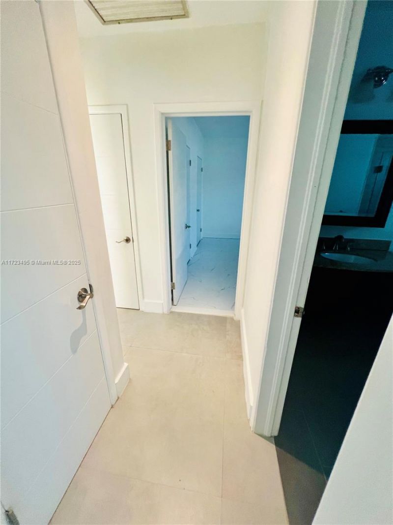 7549 Adventure Ave, North Bay Village, FL 33141 Photo