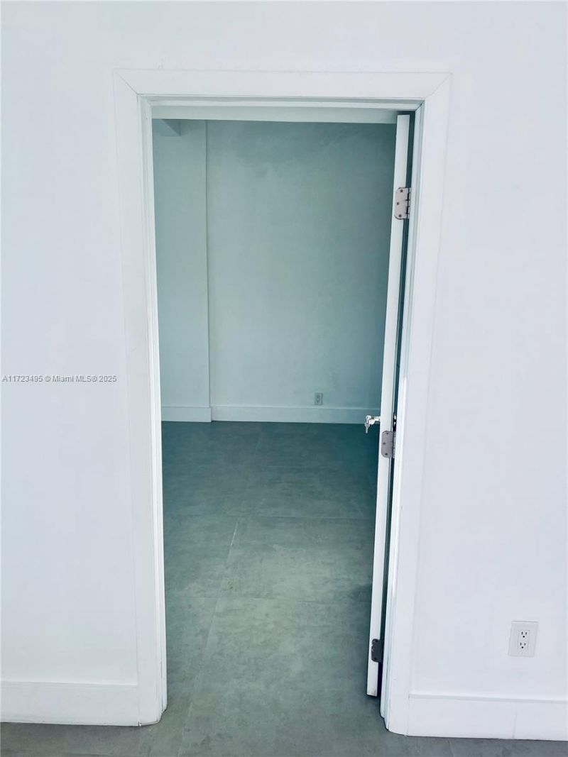 7549 Adventure Ave, North Bay Village, FL 33141 Photo