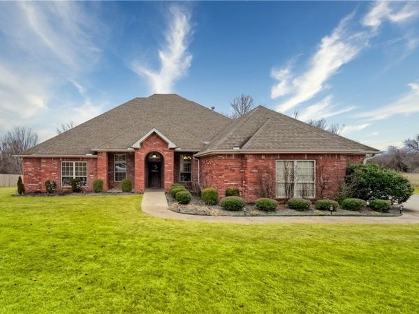 2680 Charismatic Avenue, Springdale, AR 72762