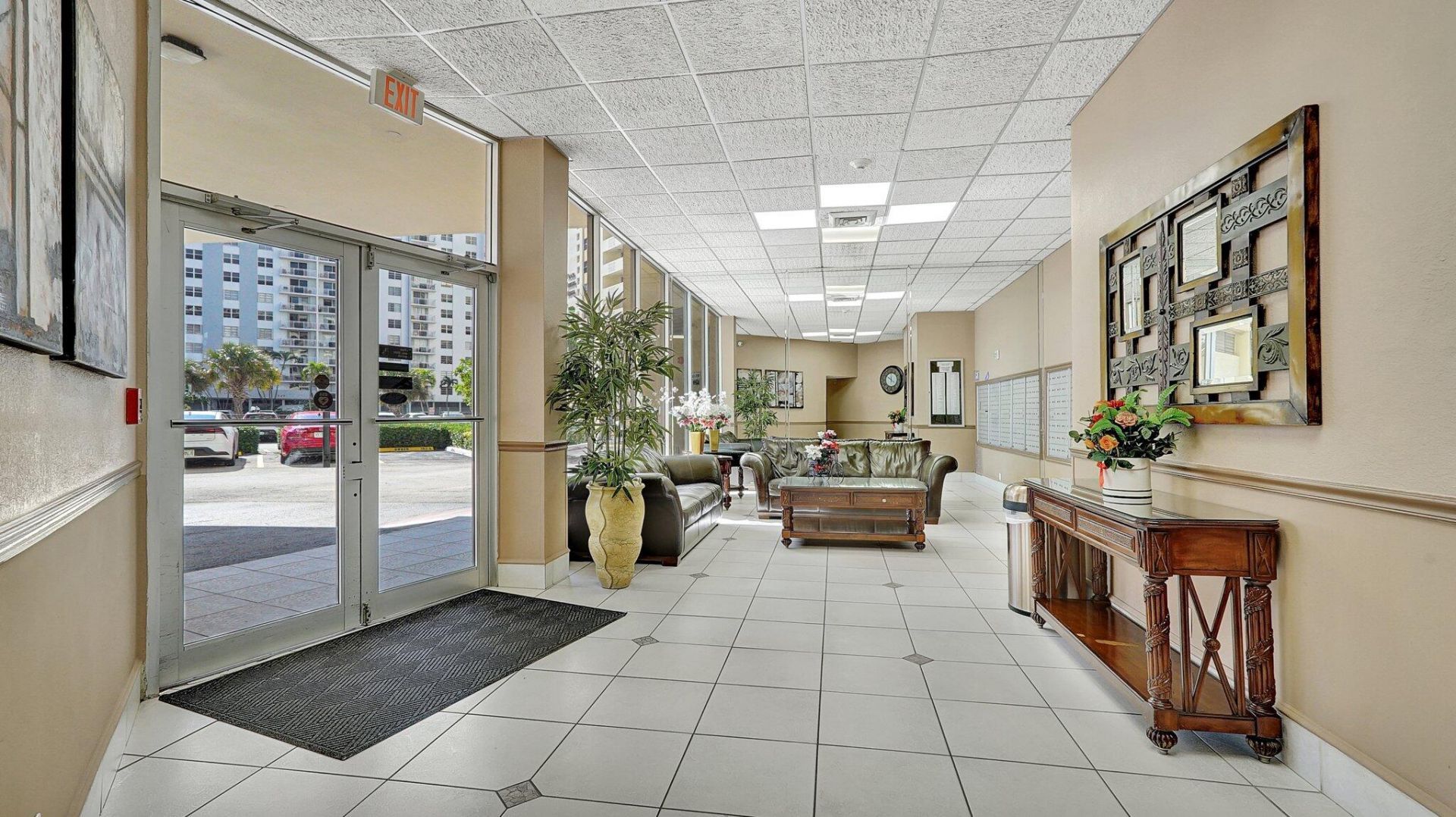 1825 S Ocean Dr Drive, Unit 908, Hallandale Beach, FL 33009 Photo