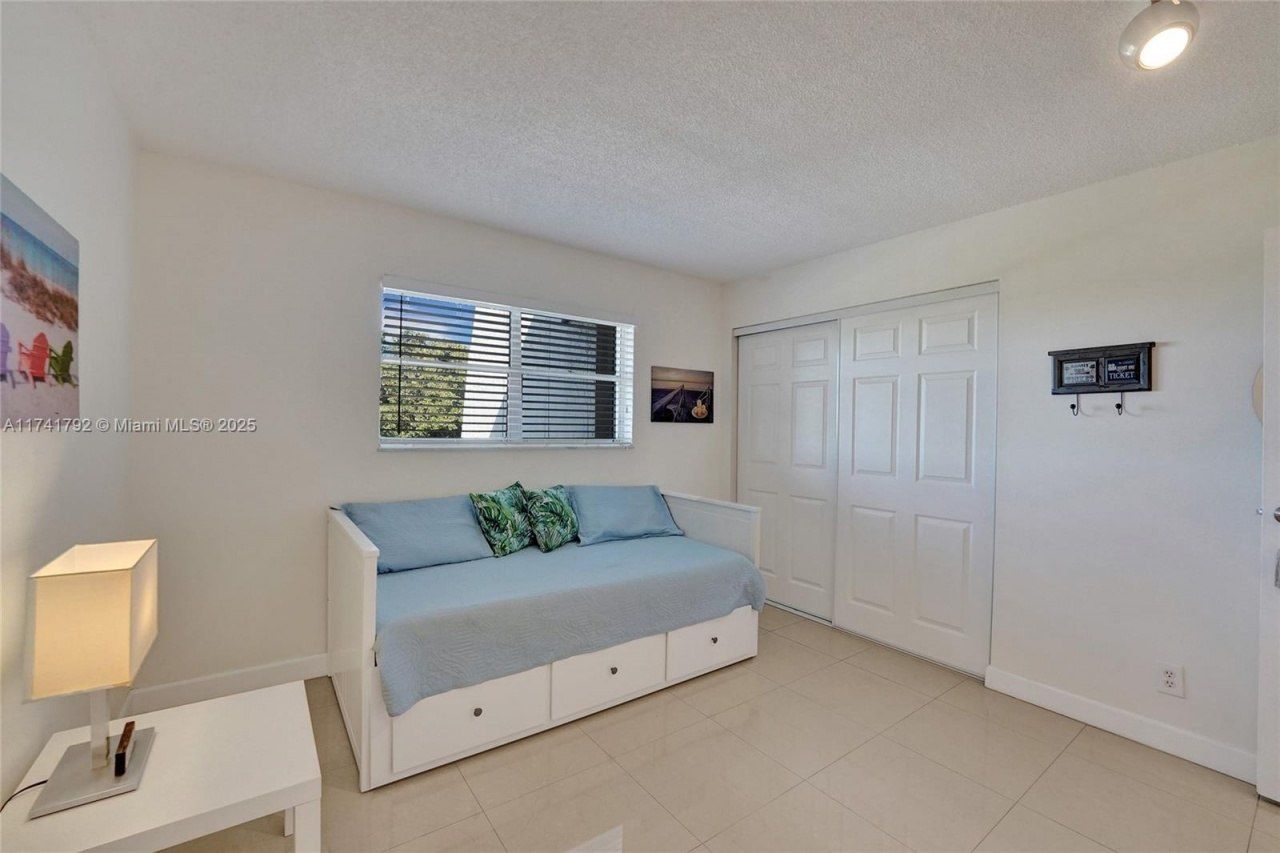 6080 NW 44th St, Unit 401, Lauderhill, FL 33319 Photo