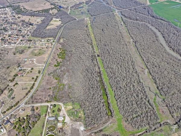 850 E Malloy Bridge Road, Seagoville, TX 75159