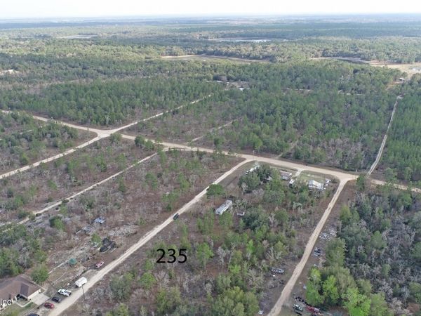 235 MICHIGAN Drive, Hawthorne, FL 32640