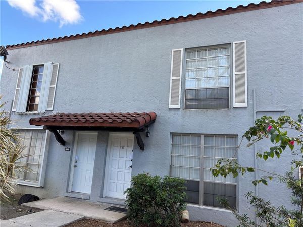 10806 N Kendall Dr, Unit P-26, Miami, FL 33176