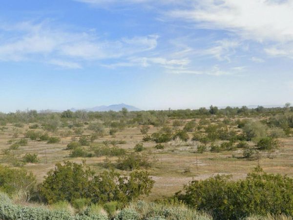 N White Parker Road, Unit -, Stanfield, AZ 85172