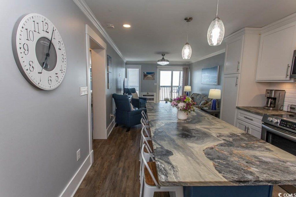 201 N 76th Ave. N Photo 4