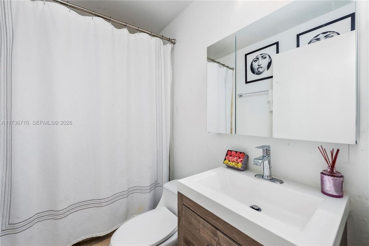 3330 NE 190th St, Unit 1715, Aventura, FL 33180 Photo