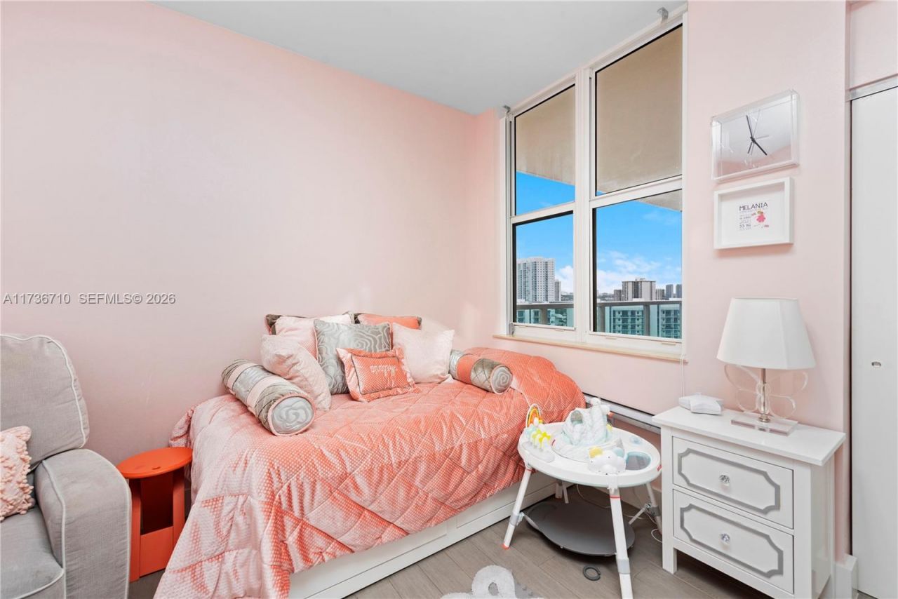 3330 NE 190th St, Unit 1715, Aventura, FL 33180 Photo