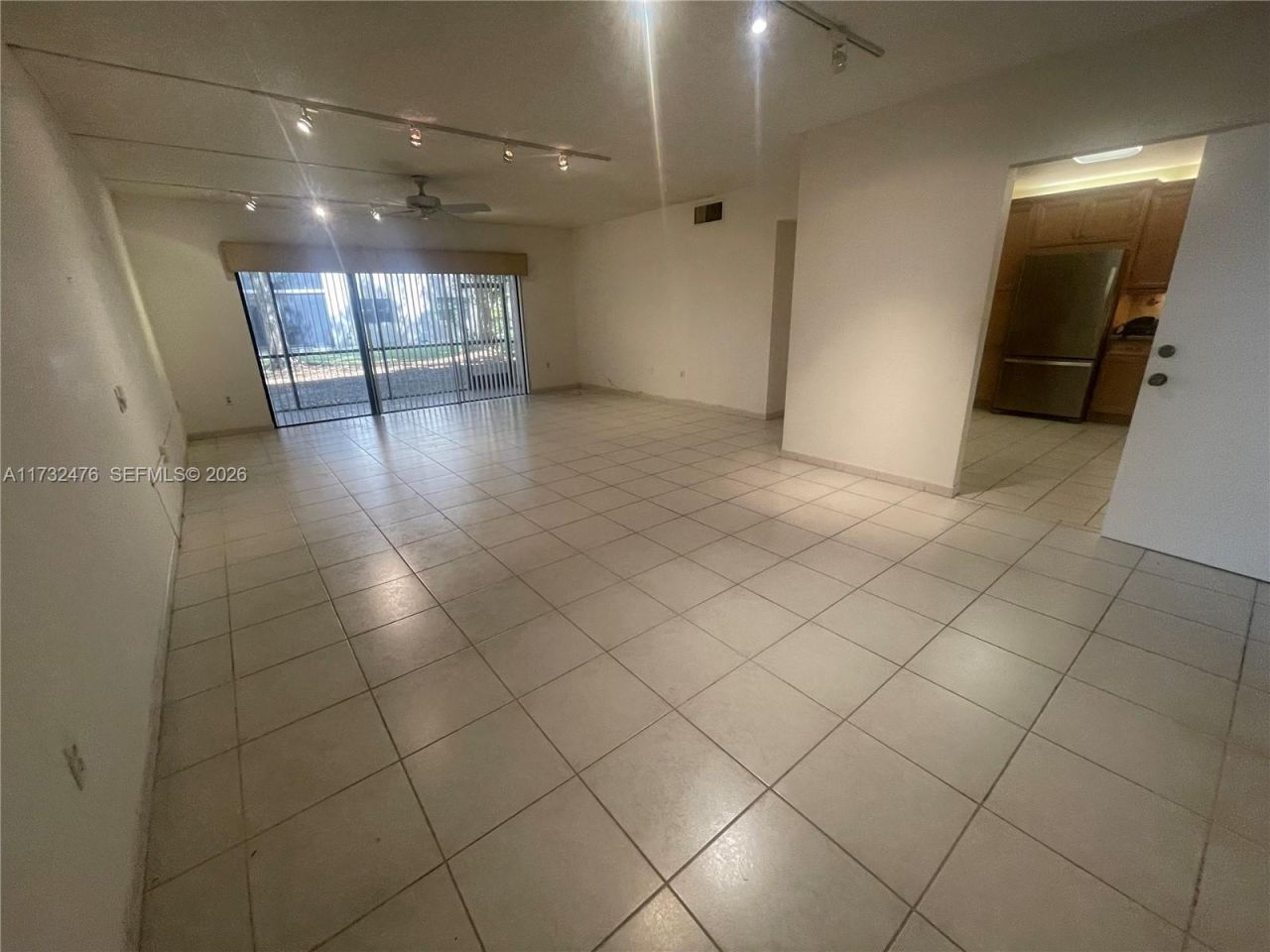 481 Ives Dairy Rd, Unit 105-4, Miami, FL 33179 Photo