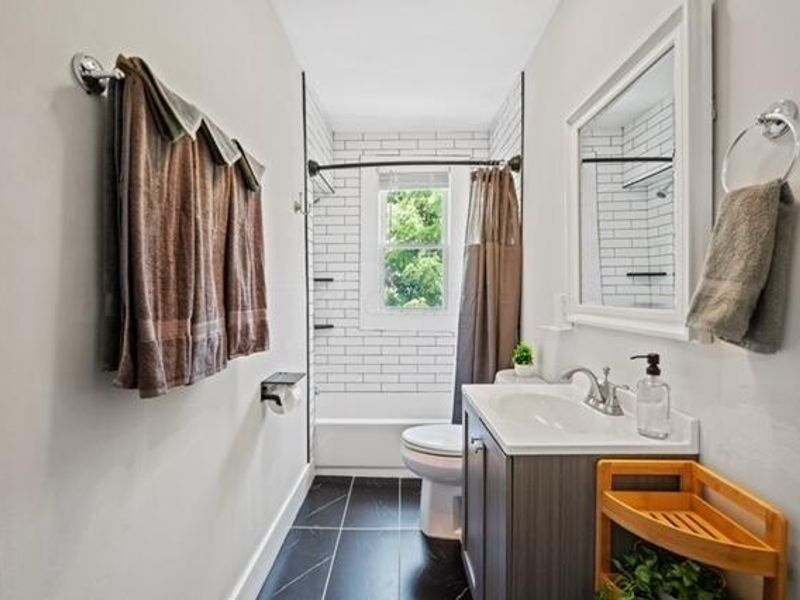 266 Miller Avenue, Columbus, OH 43205 Photo 9