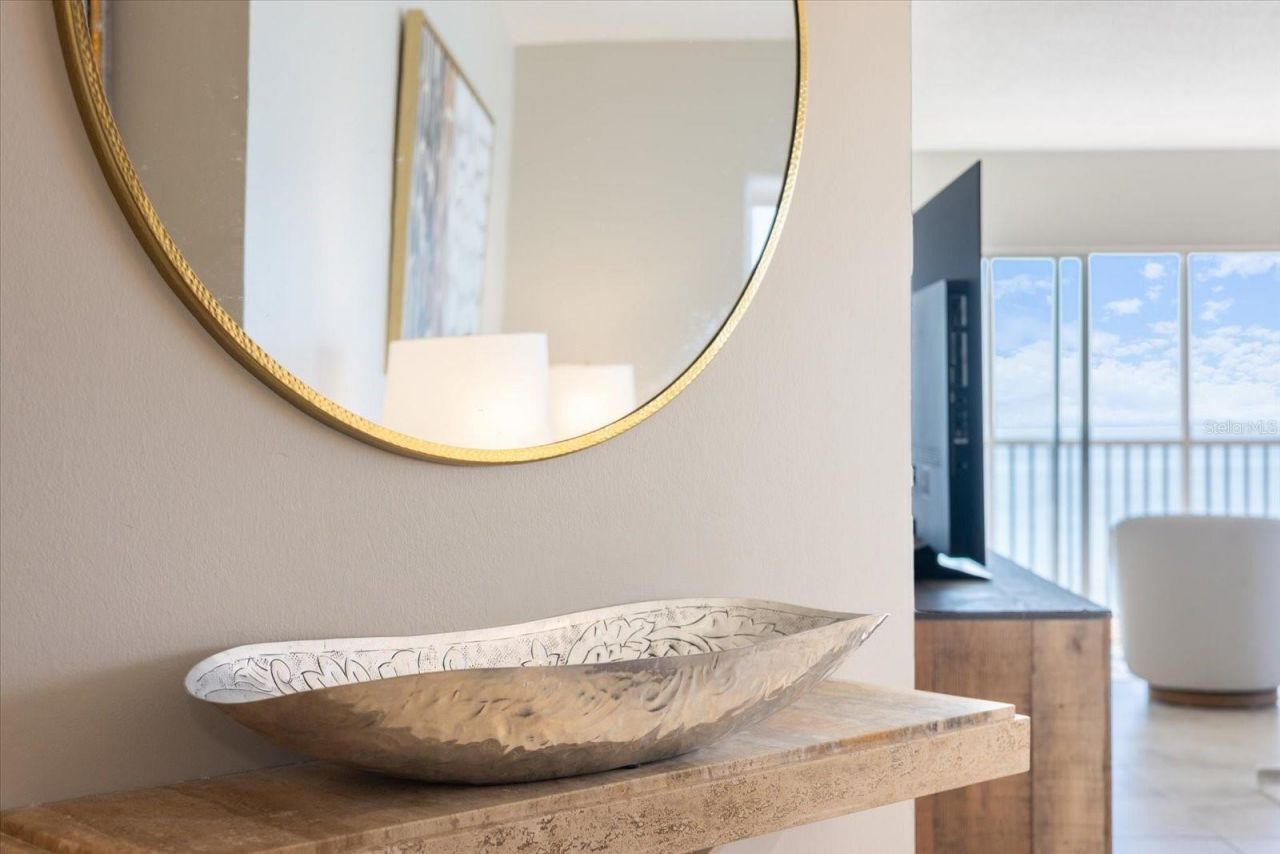 800 Benjamin Franklin Drive, Unit 608, Sarasota, FL 34236 Photo