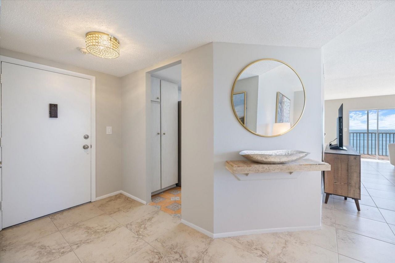 800 Benjamin Franklin Drive, Unit 608, Sarasota, FL 34236 Photo