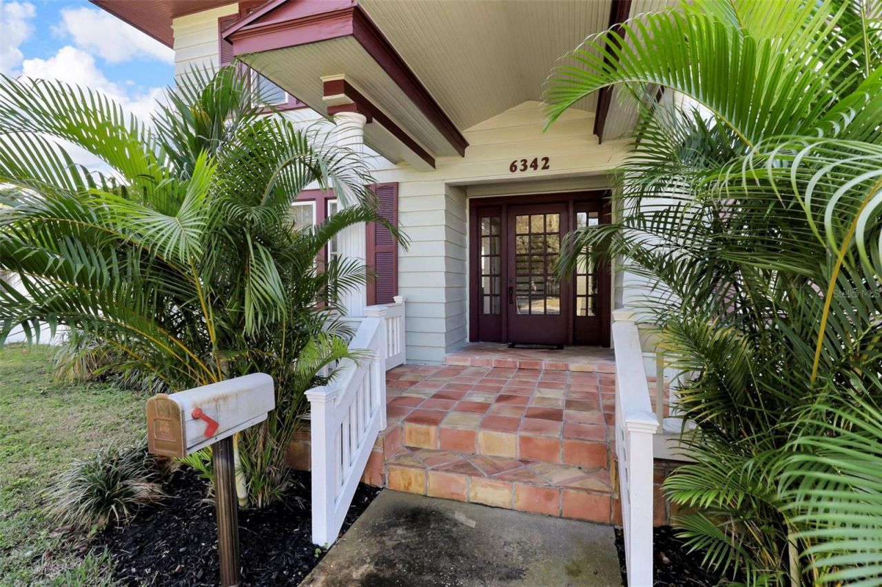 6342 5th Avenue N, Saint Petersburg, FL 33710 Photo