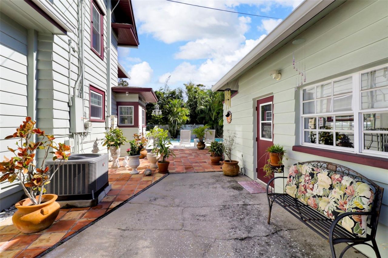 6342 5th Avenue N, Saint Petersburg, FL 33710 Photo