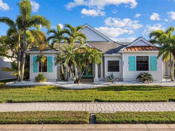 537 FORE DRIVE, BRADENTON, FL 34208