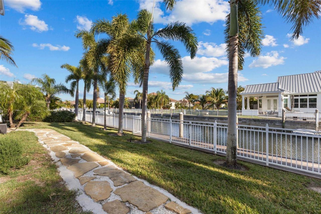 537 Fore Drive, Bradenton, FL 34208 Photo