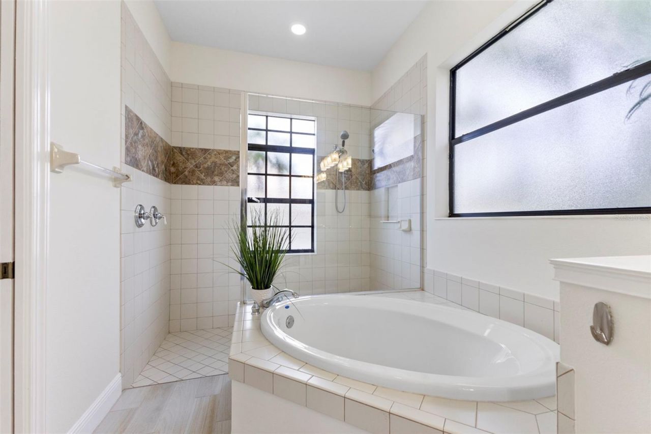 537 Fore Drive, Bradenton, FL 34208 Photo