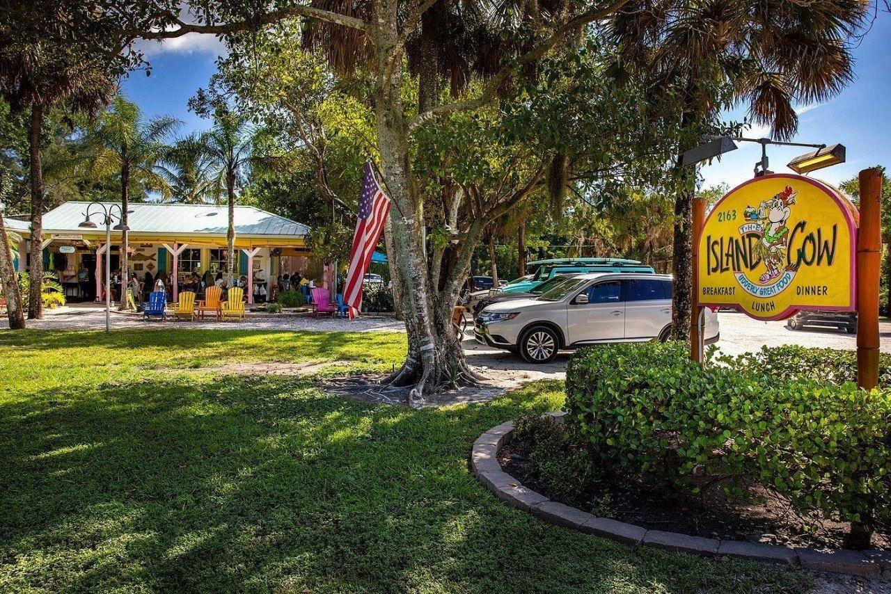 2163 & 2153 Periwinkle Way, Sanibel, FL 33957 Photo