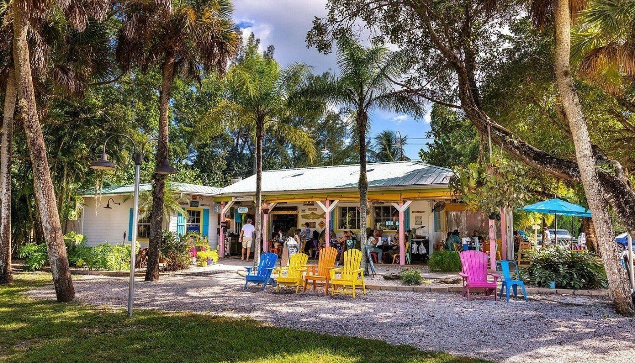 2163 & 2153 Periwinkle Way, Sanibel, FL 33957 Photo