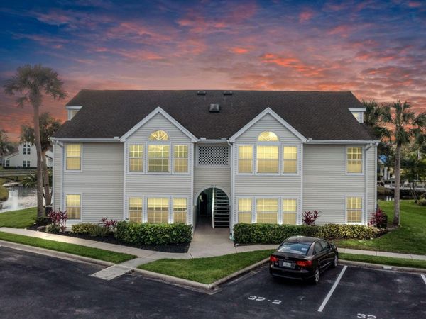 1907 Aynsley Way, Unit 321, Vero Beach, FL 32966