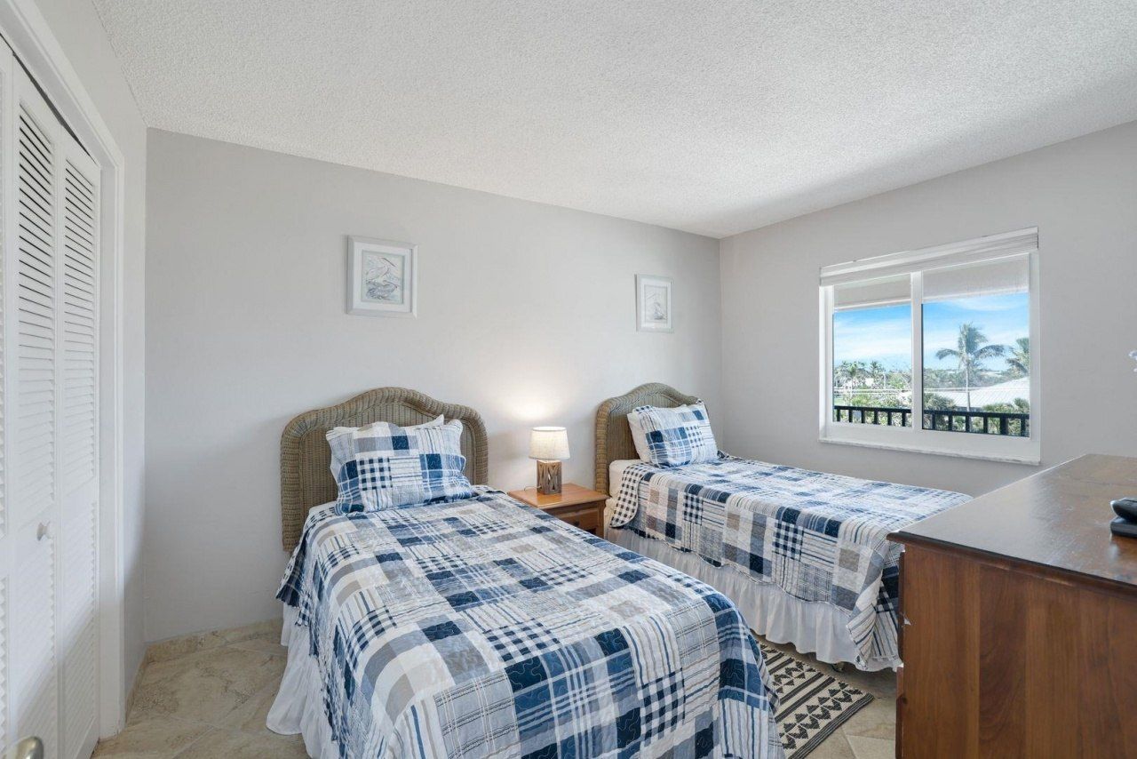 1246 Fulgur St, Unit 112, Sanibel, FL 33957 Photo