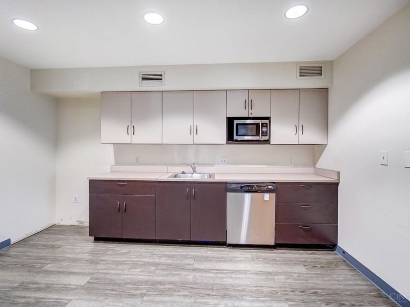 3927 Brotherton Road, Cincinnati, OH 45209 Photo 53