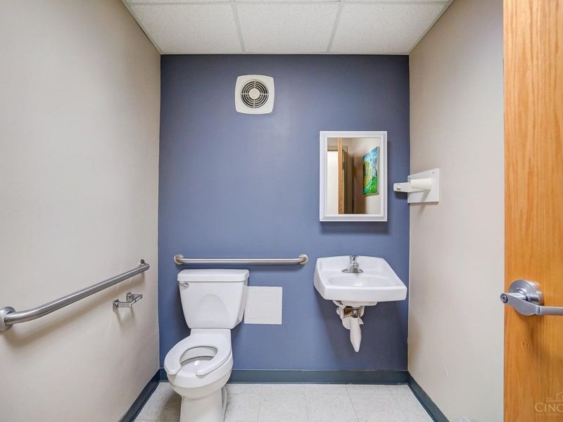 3927 Brotherton Road, Cincinnati, OH 45209 Photo 81