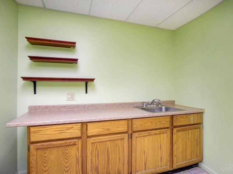 3927 Brotherton Road, Cincinnati, OH 45209 Photo 91