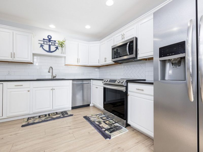 11546 Horseshoe Channel Drive, Lakeview, OH 43331 Photo 20