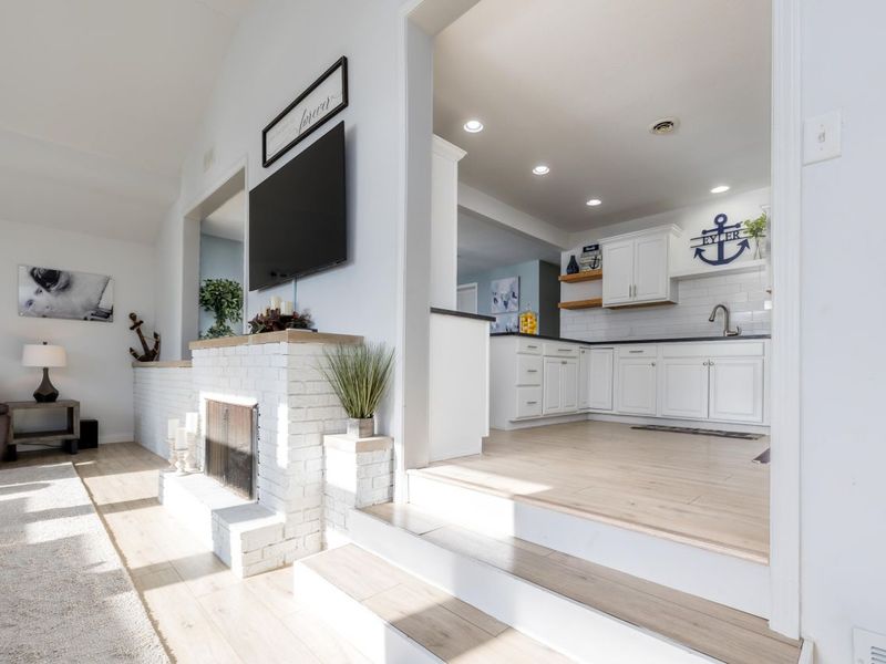 11546 Horseshoe Channel Drive, Lakeview, OH 43331 Photo 7