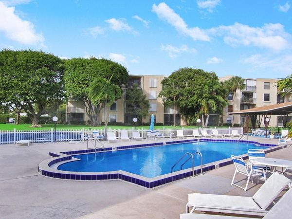 300 Waterway Drive S, Unit 407, Lantana, FL 33462